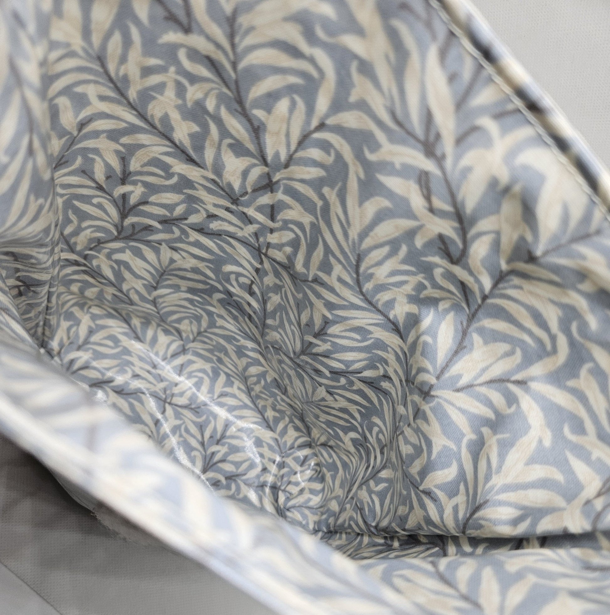 Multibeutel klein »Blätter Hellblau/Creme« - Small & Sweet Manufaktur