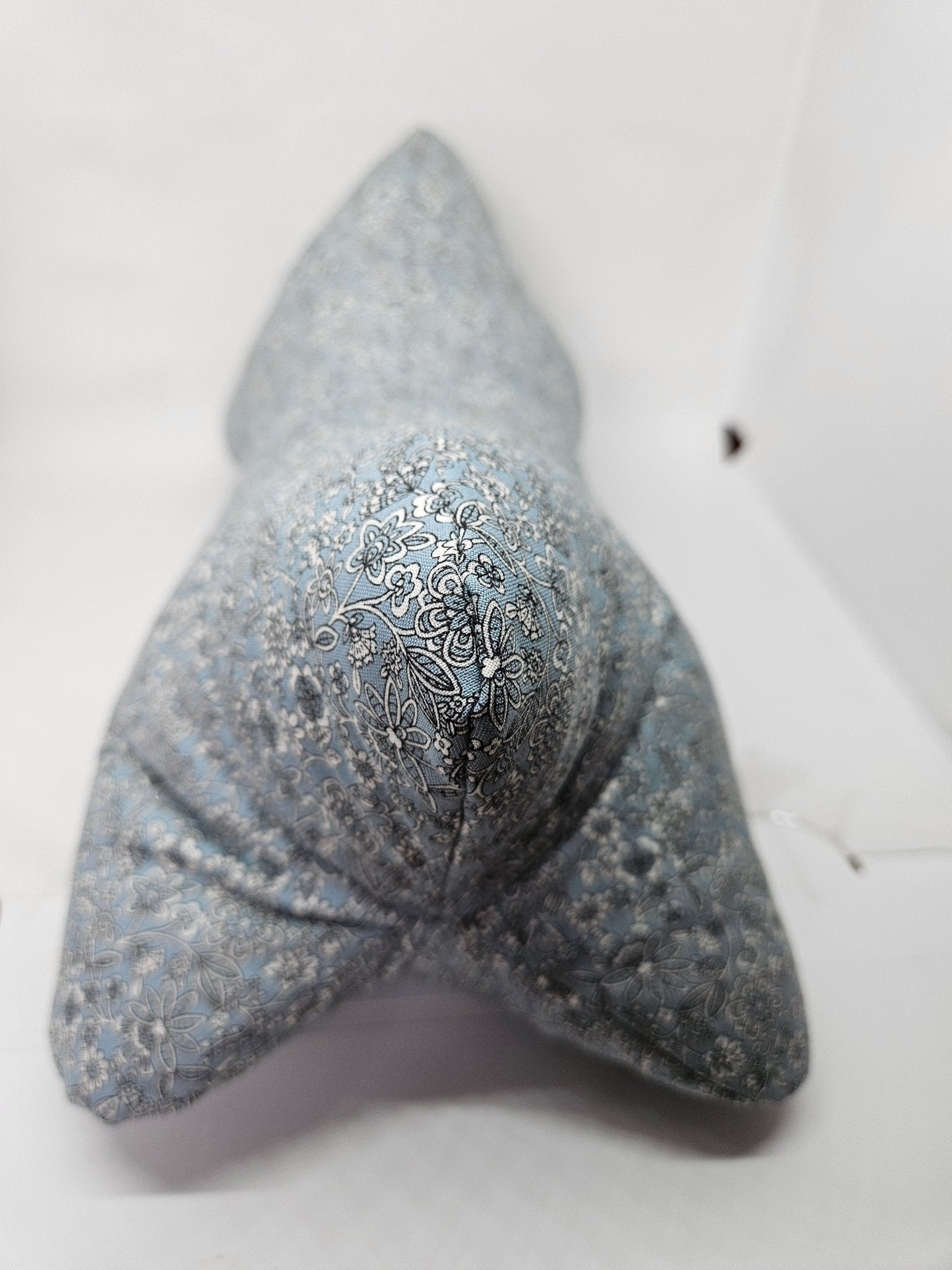 RELAX - Nackenkissen »Blümchen blau« - Small & Sweet Manufaktur