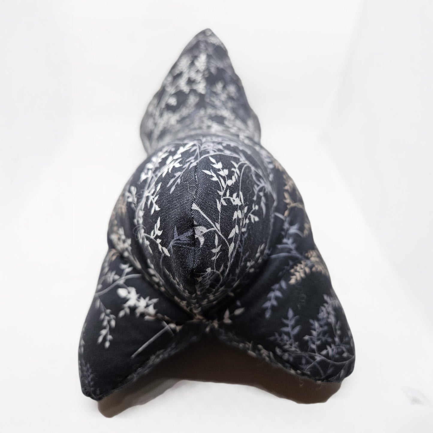 RELAX - Nackenkissen »Ranken anthrazit« - Small & Sweet Manufaktur
