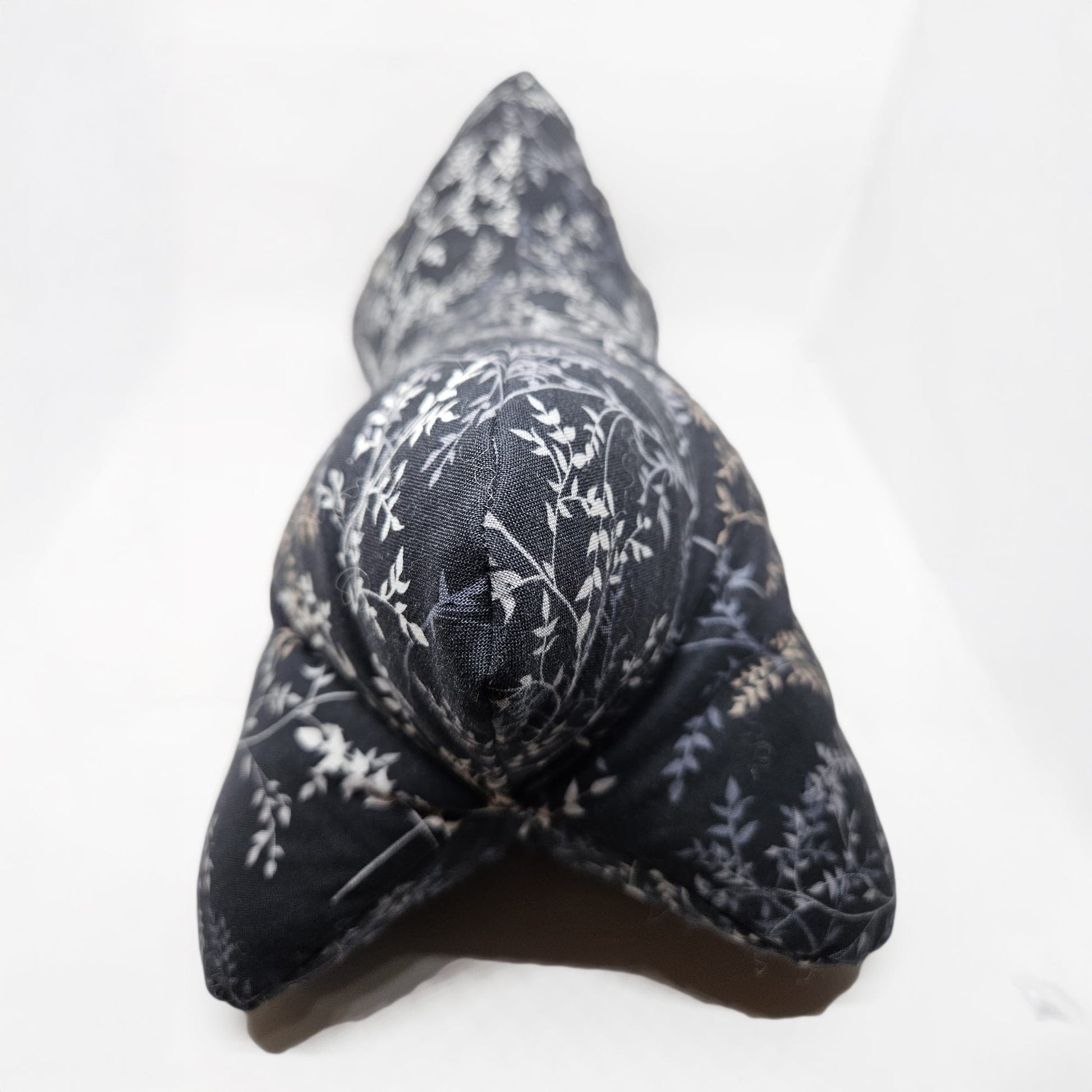 RELAX - Nackenkissen »Ranken anthrazit« - Small & Sweet Manufaktur