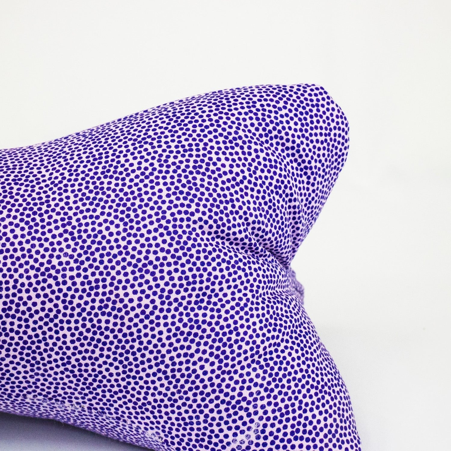 RELAX - Nackenkissen »Lila Punkte « - Small & Sweet Manufaktur